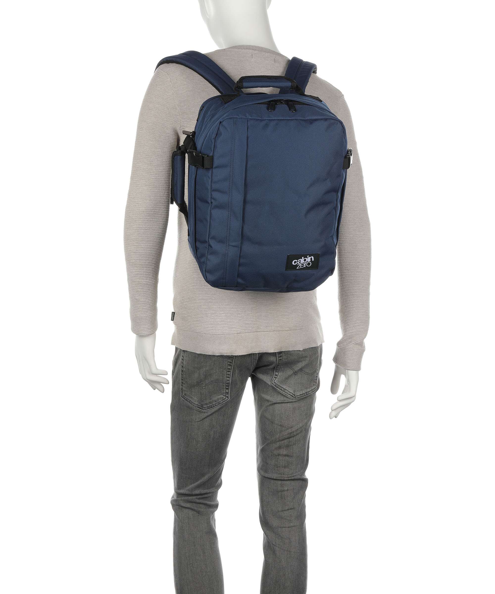 Cabin Zero Classic 28 Tech Rugzak absolute black - Image 4