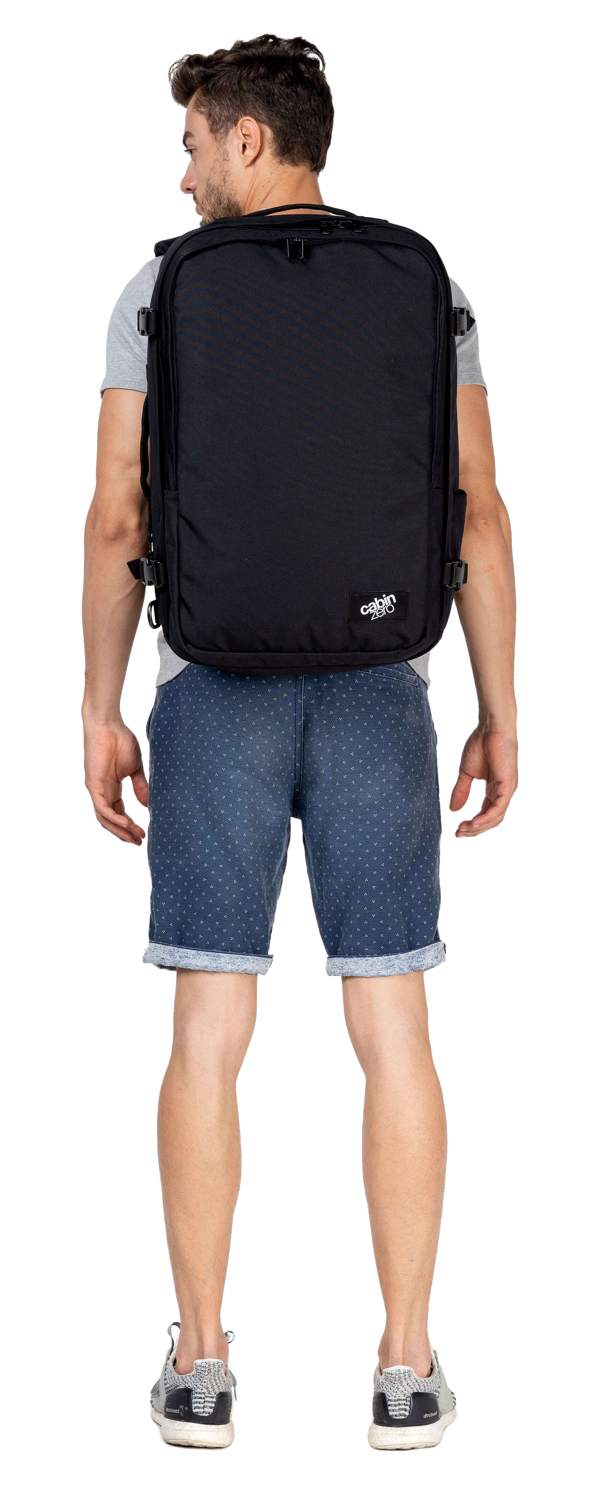 Cabin Zero Classic Pro 42 Reis rugzak absolute black - Image 3