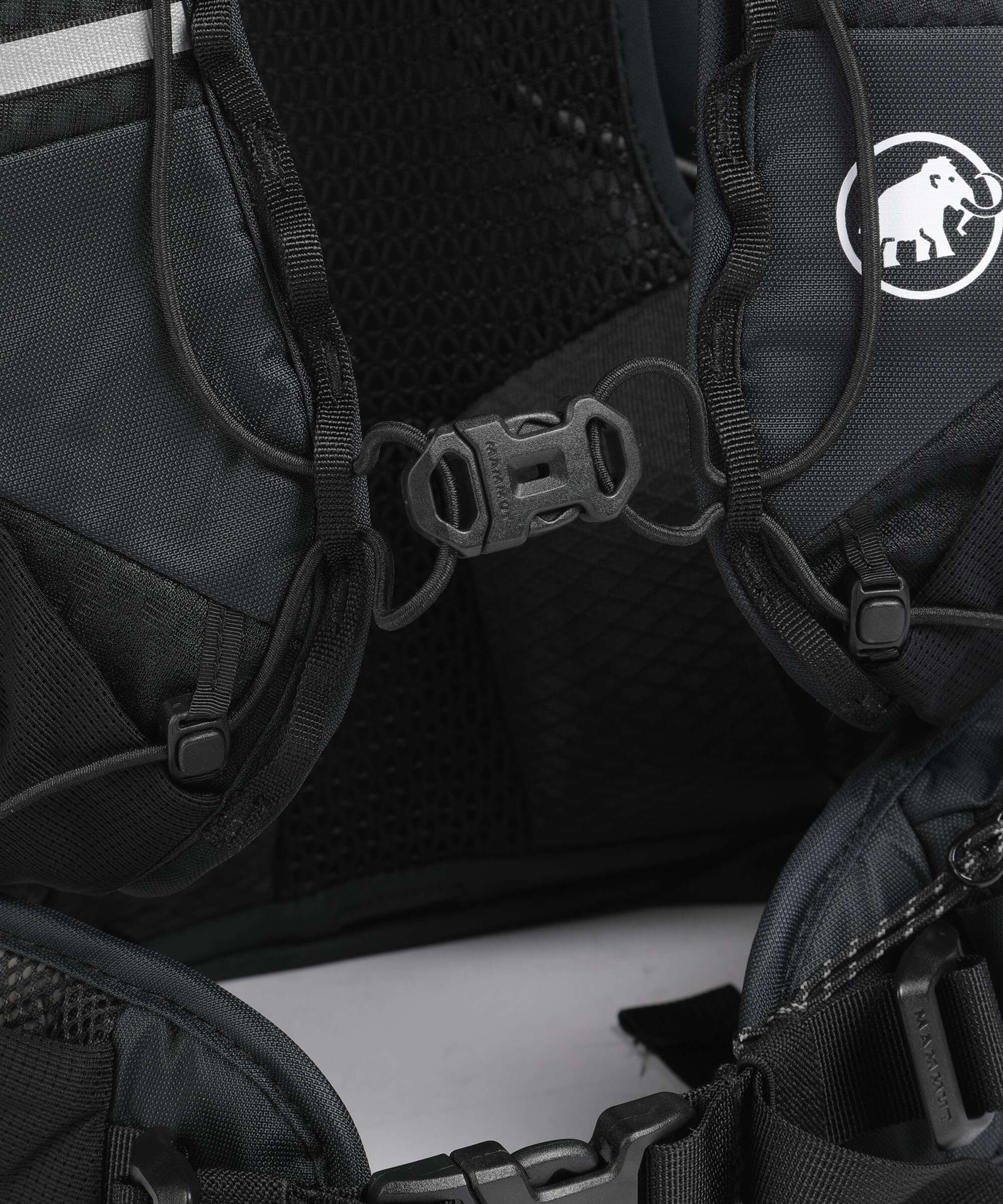 Mammut Ducan 26 Wandelrugzak black - Image 3