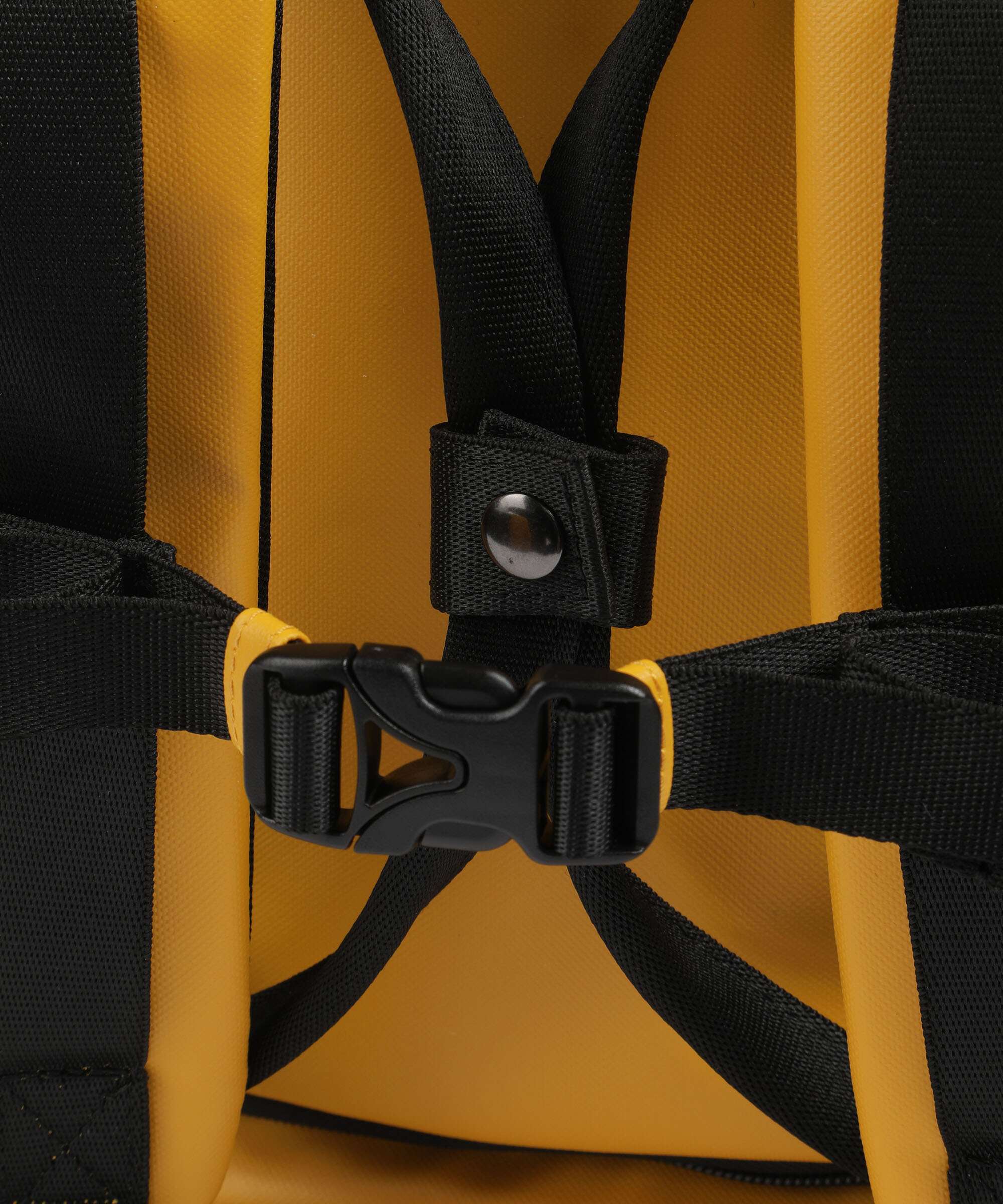 Mandarina Duck Eco Coated Weekendtas duck yellow - Image 6