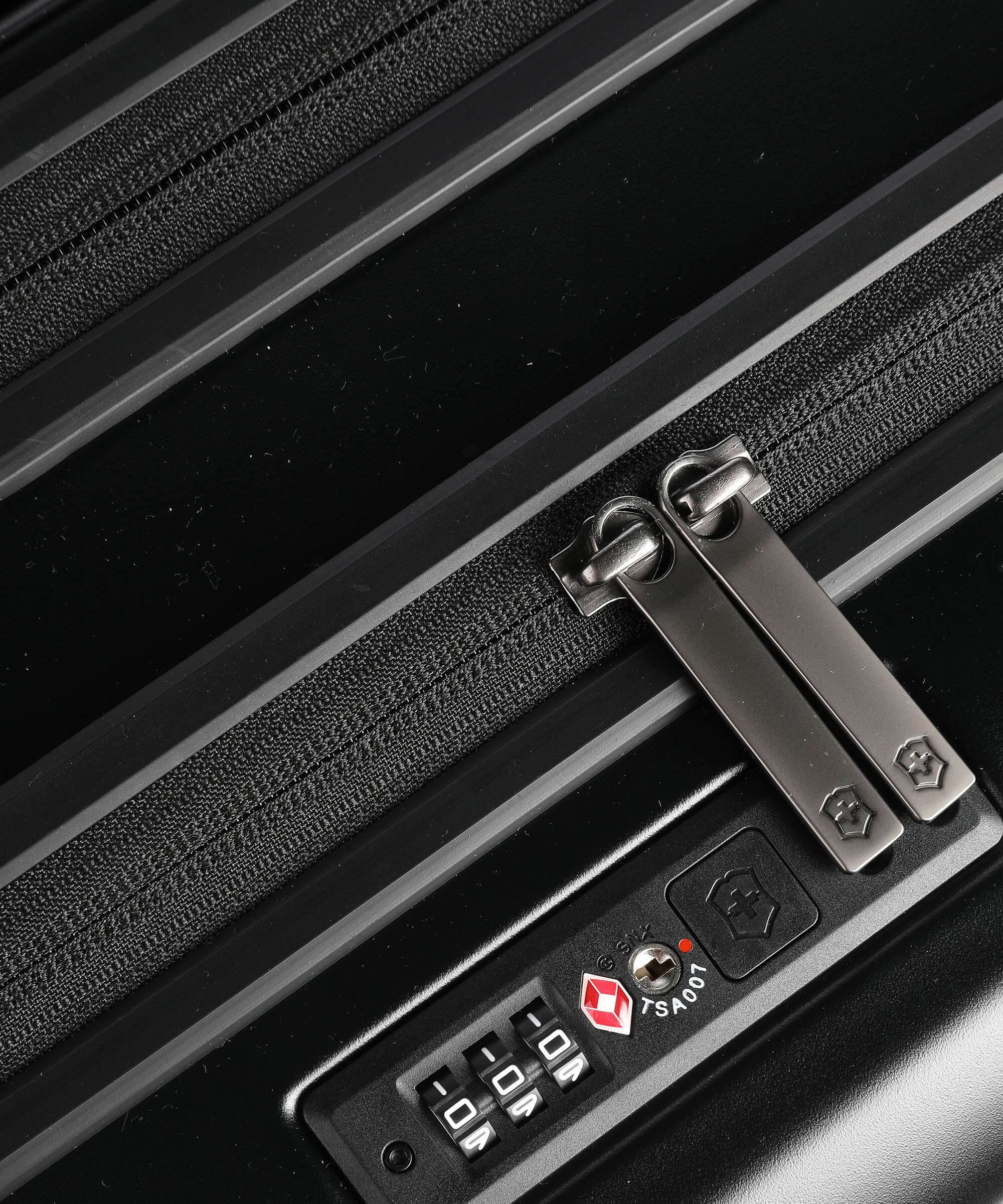 Victorinox Spectra 3.0 Exp Large Trolley (4 wielen) black - Image 3